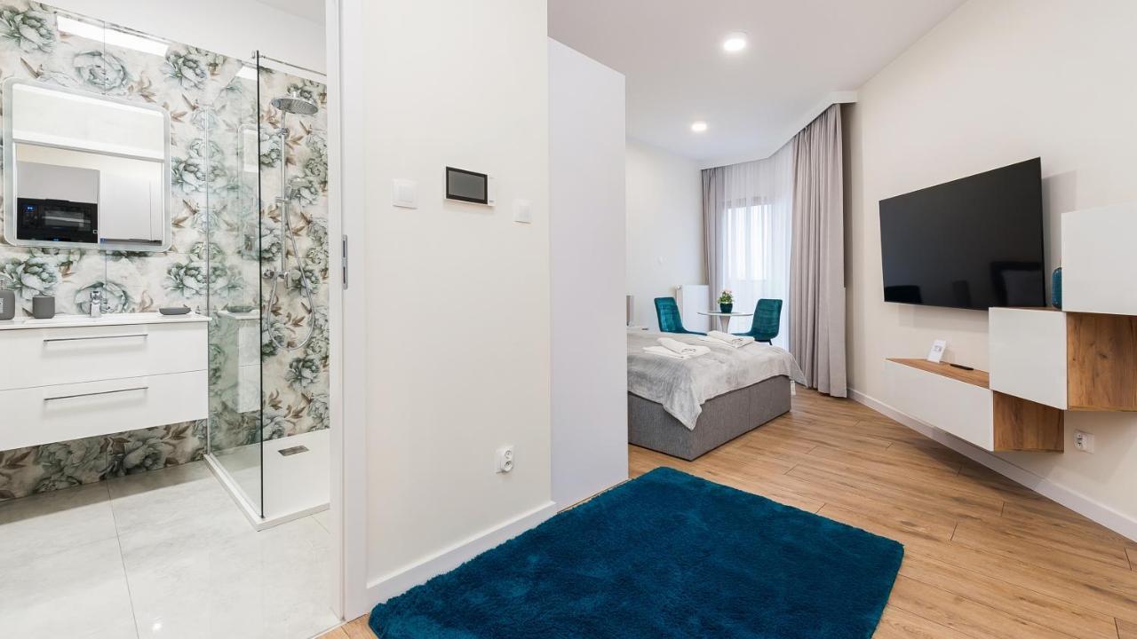 Novum City Center Near The Train Station By Sun & Snow Krakow Ngoại thất bức ảnh